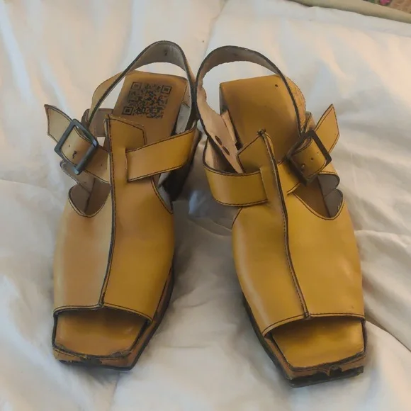 John Fluevog Response Clogs - Size 9 - Picture 1 of 6